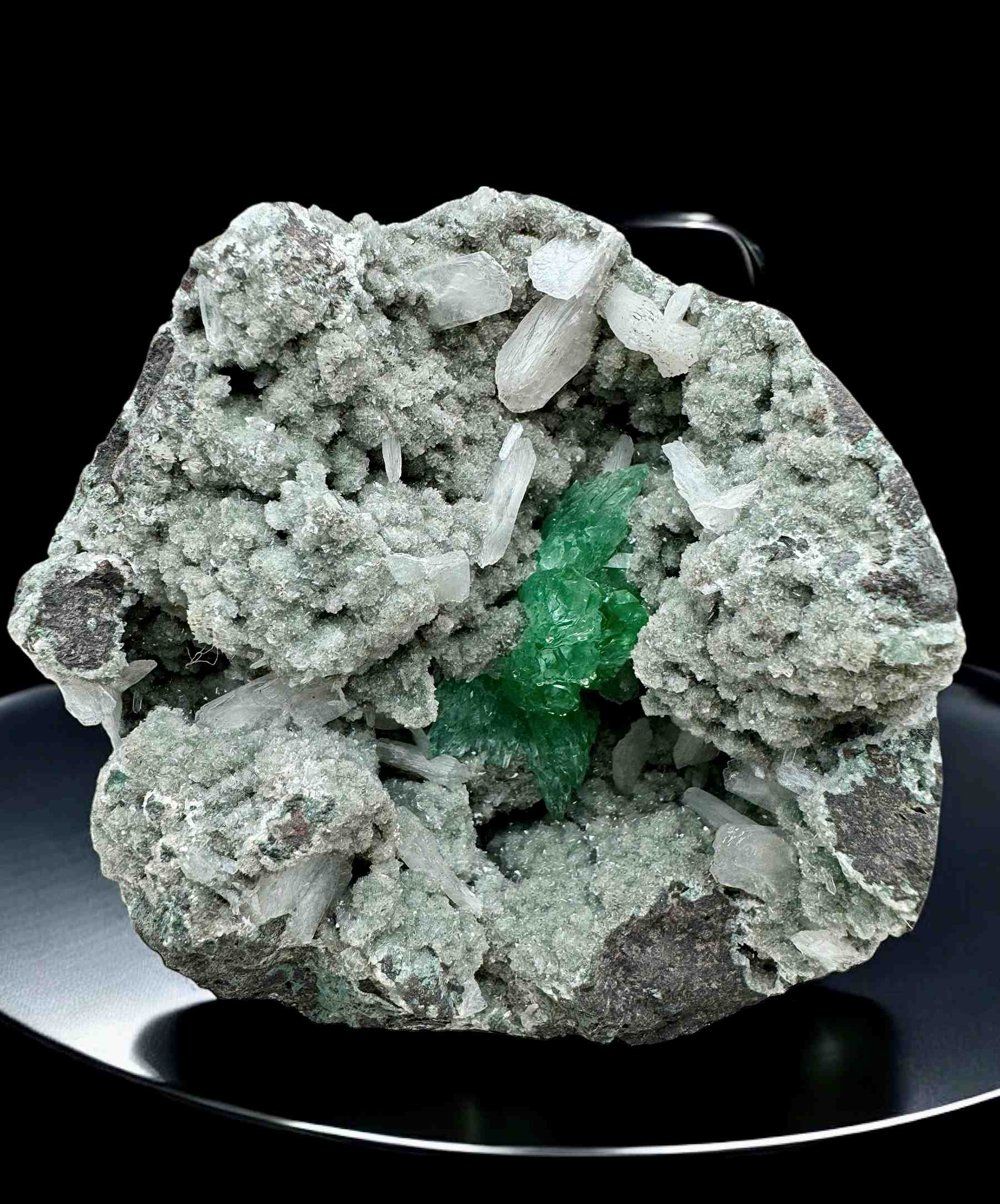 Green Apophyllite with Stilbite image 2
