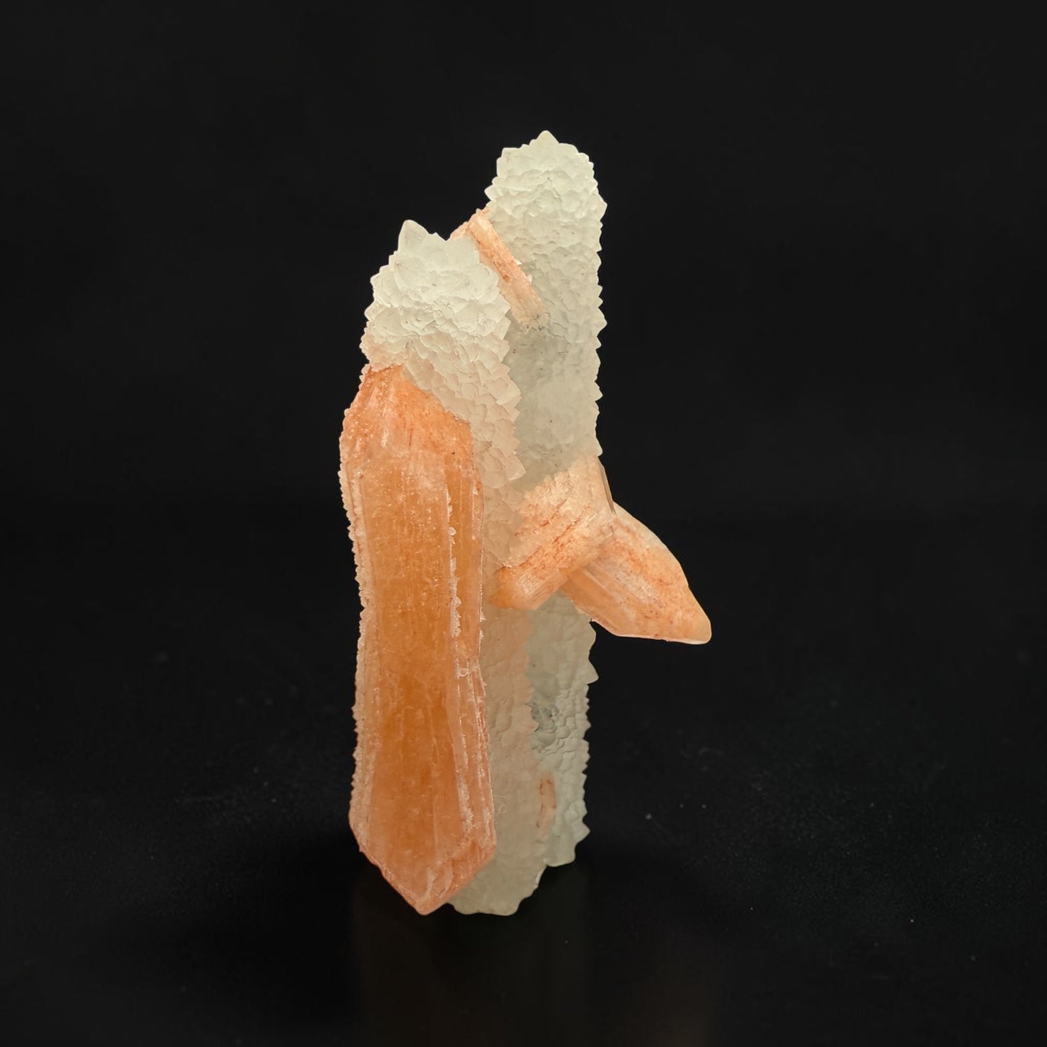 Stilbite Chalcedony
