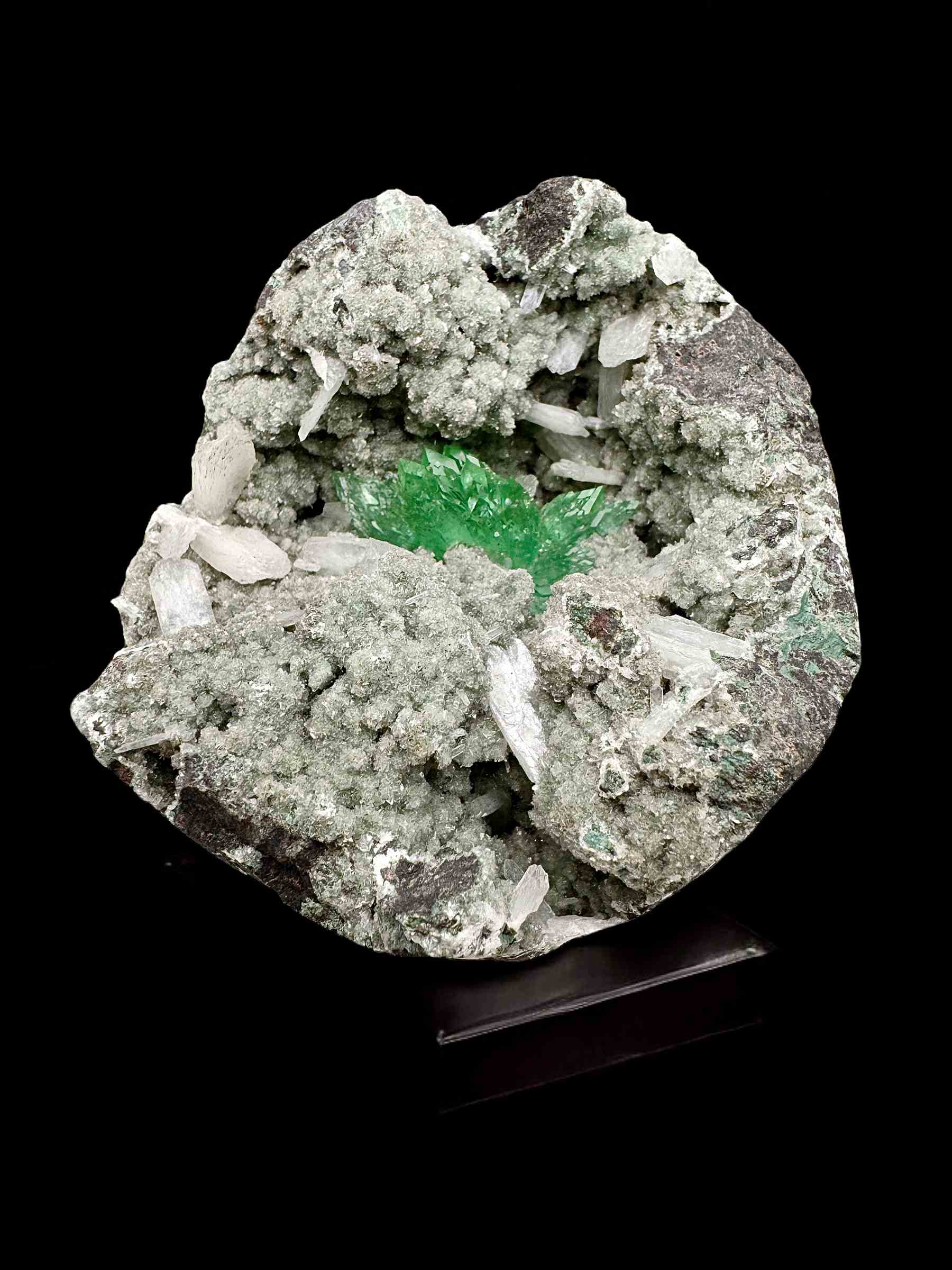 Green Apophyllite with Stilbite image 0