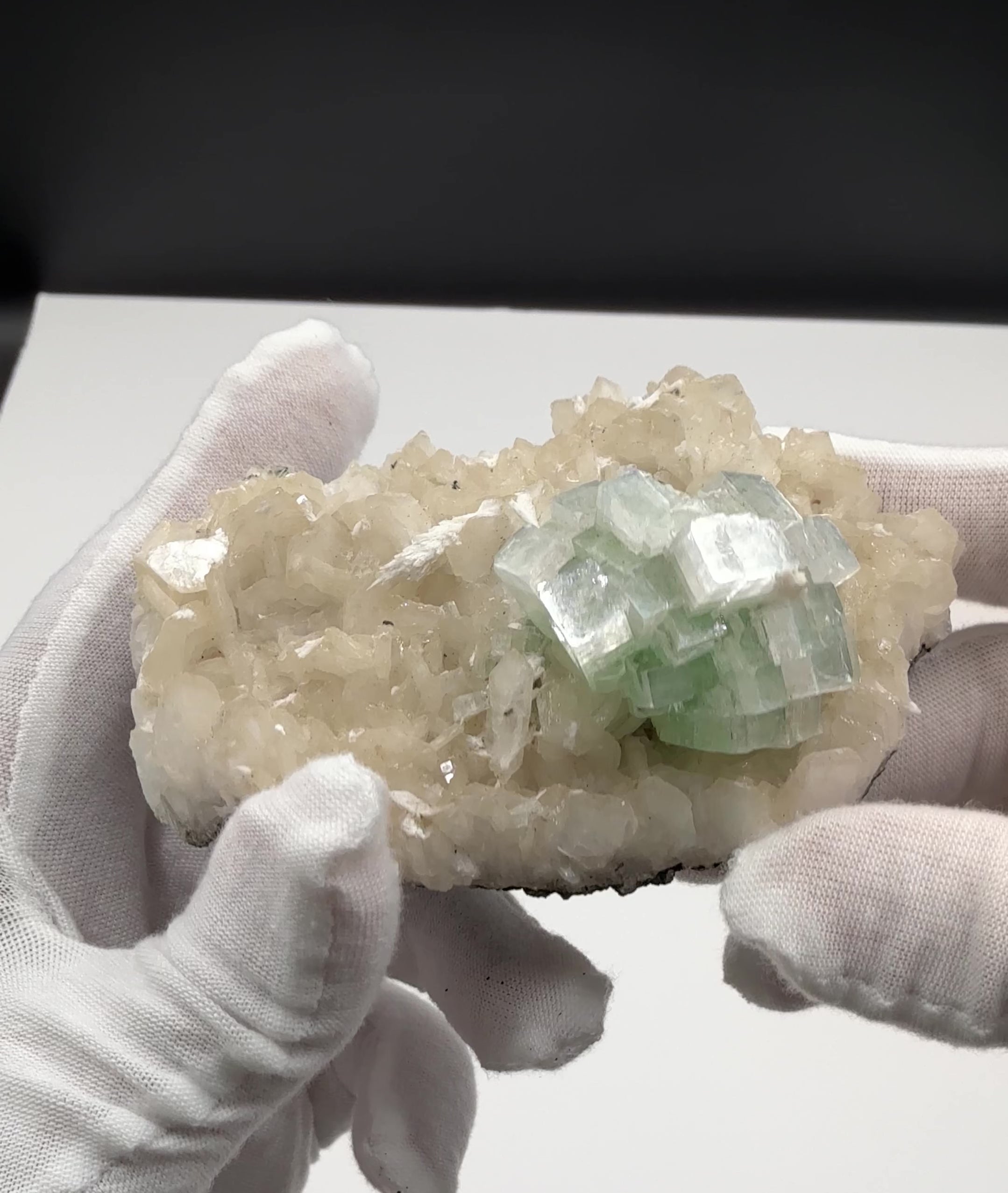 Disco Ball Apophyllite